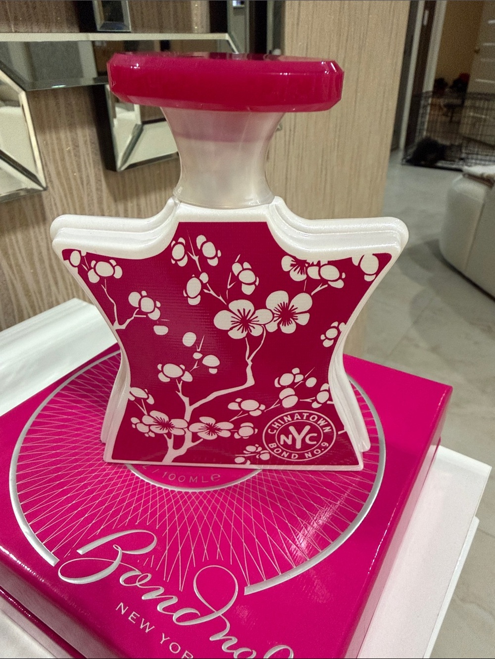 Bond No. 9 New York Bright Pink and White Decorative Bottle